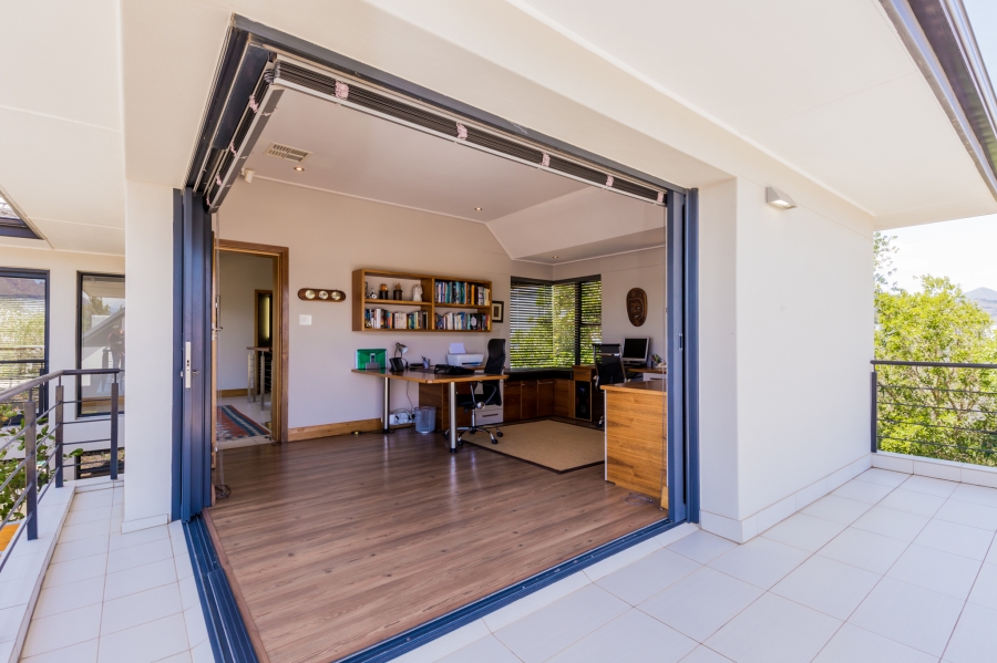 4 Bedroom Property for Sale in Pearl Valley at Val de Vie Western Cape
